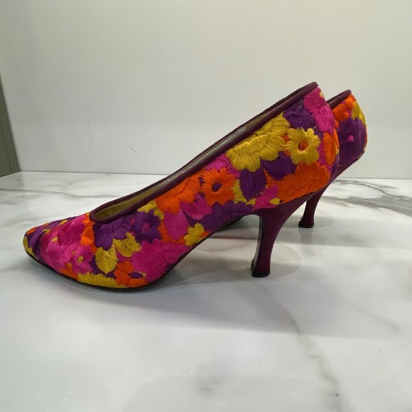 Vintage Valentino floral pumps - Picture 7 of 12